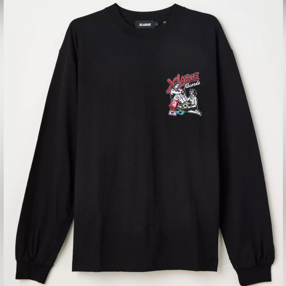 NWT XLARGE Shirt